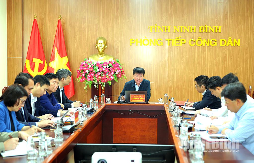 Đồng chí Trần Huy Tuấn, Phó Bí thư Tỉnh uỷ, Chủ tịch UBND tỉnh chủ trì phiên tiếp công dân định kỳ tháng 12/2025.