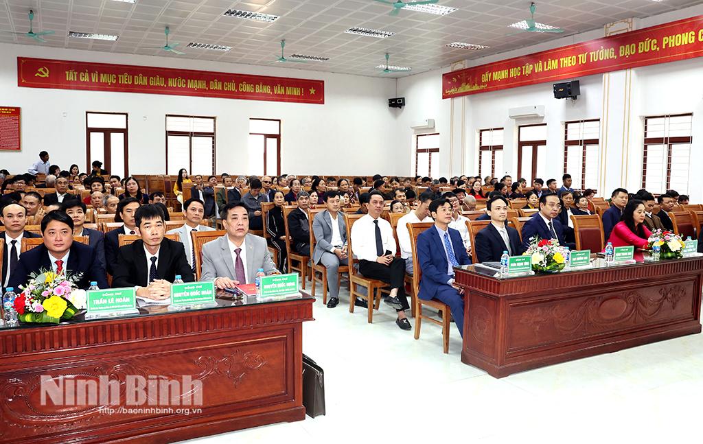 Các đại biểu dự hội nghị.