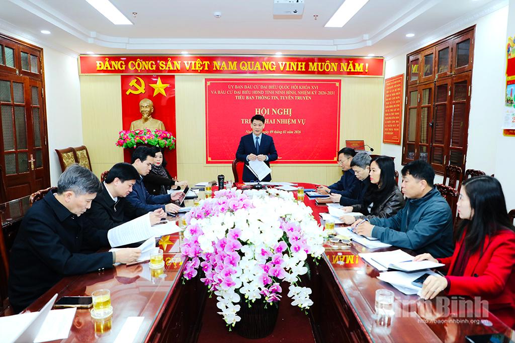 Các đại biểu dự hội nghị.