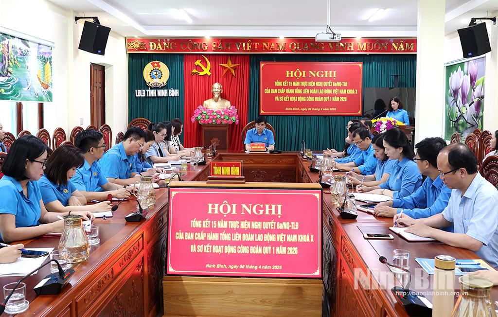 Các đại biểu dự hội nghị.