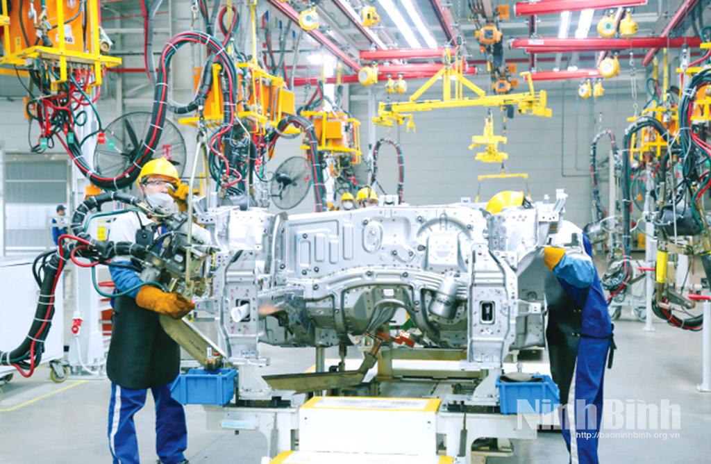 Ứng dụng AI trong kiểm định chất lượng xe ô tô tại Công ty Cổ phần sản xuất ô tô Hyundai Thành Công Việt Nam (KCN Gián Khẩu, xã Gia Trấn).