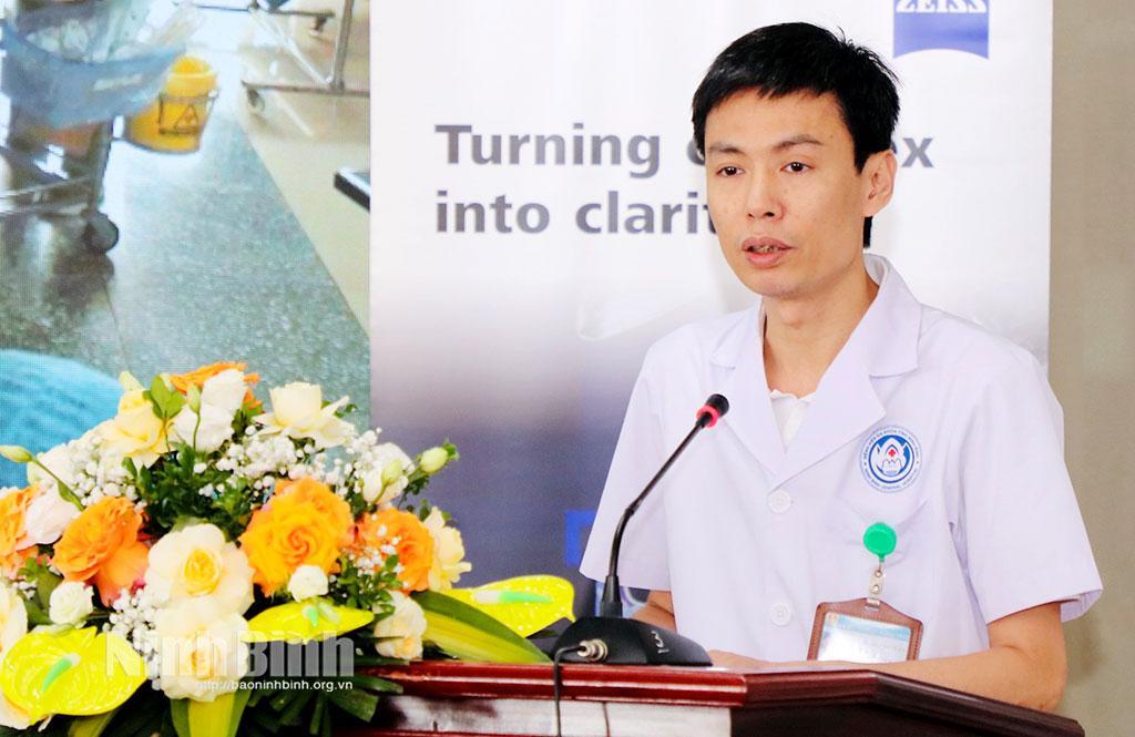 Đồng chí Phạm Anh Tuấn, Phó Giám đốc Bệnh viện Đa khoa tỉnh Ninh Bình phát biểu khai mạc.