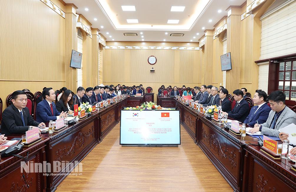 Quang cảnh Hội đàm.