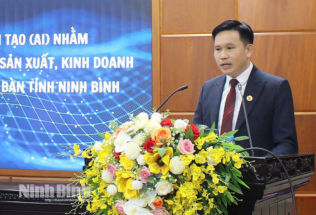 Ông Nguyễn Đức Cường, Chủ tịch Hội Doanh nhân trẻ tỉnh Ninh Bình phát biểu tại hội nghị