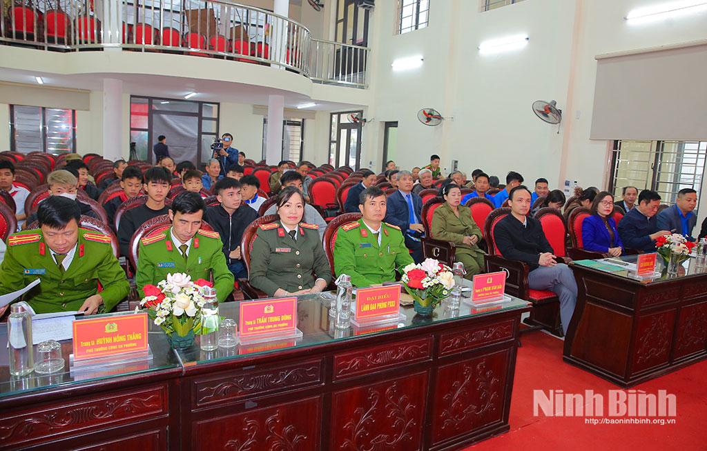 Các đại biểu dự hội nghị.