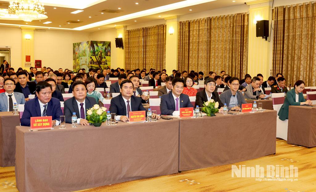 Các đại biểu dự hội nghị.