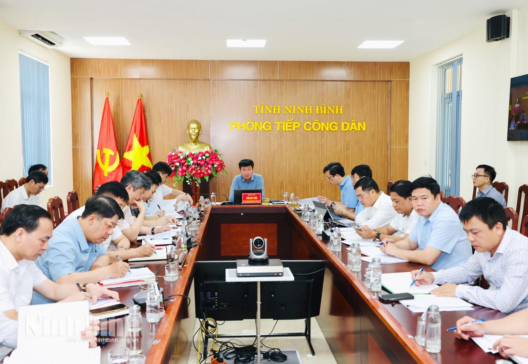 Quang cảnh phiên tiếp công dân.