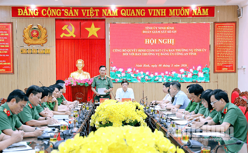 Các đại biểu dự Hội nghị công bố Quyết định giám sát của Ban Thường vụ Tỉnh ủy đối với Ban Thường vụ Đảng ủy Công an tỉnh. Ảnh: CTV