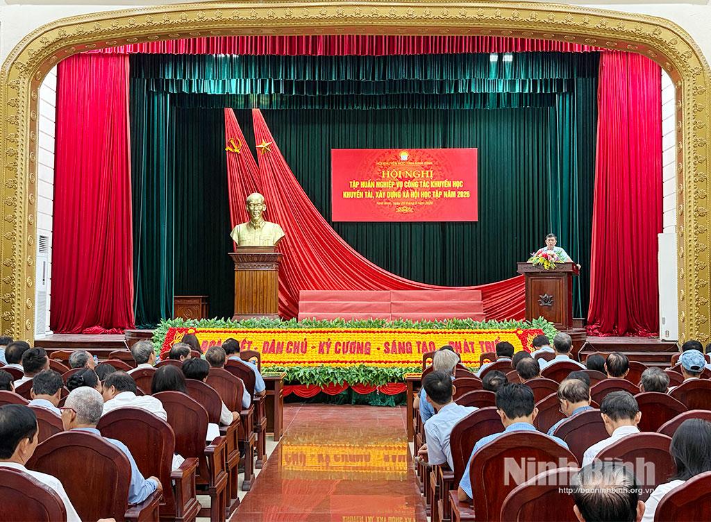 Quang cảnh hội nghị tập huấn.