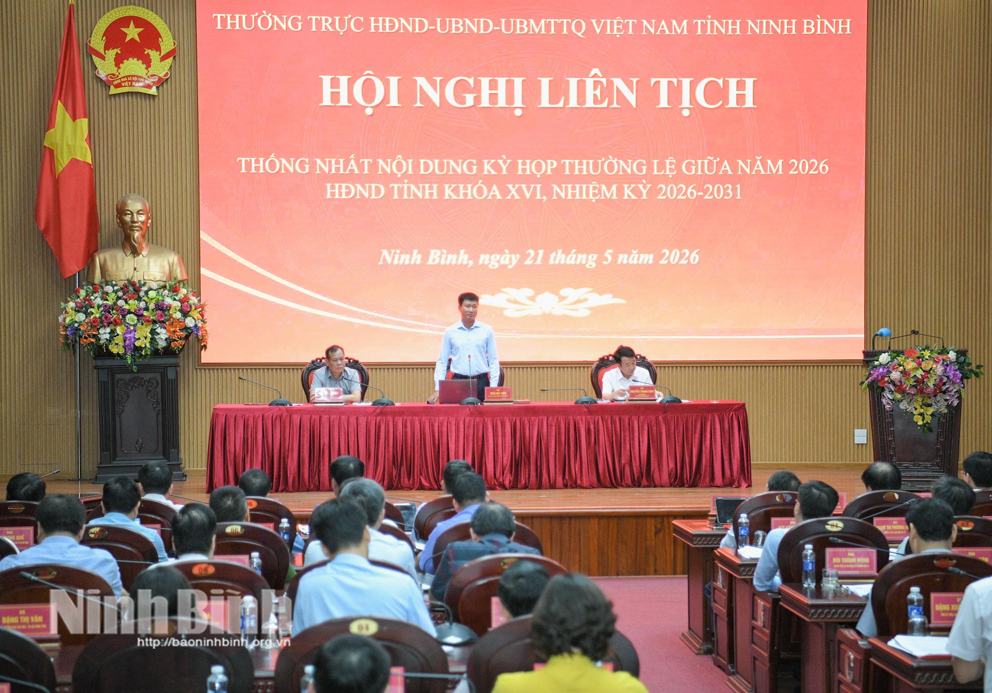Quang cảnh hội nghị.