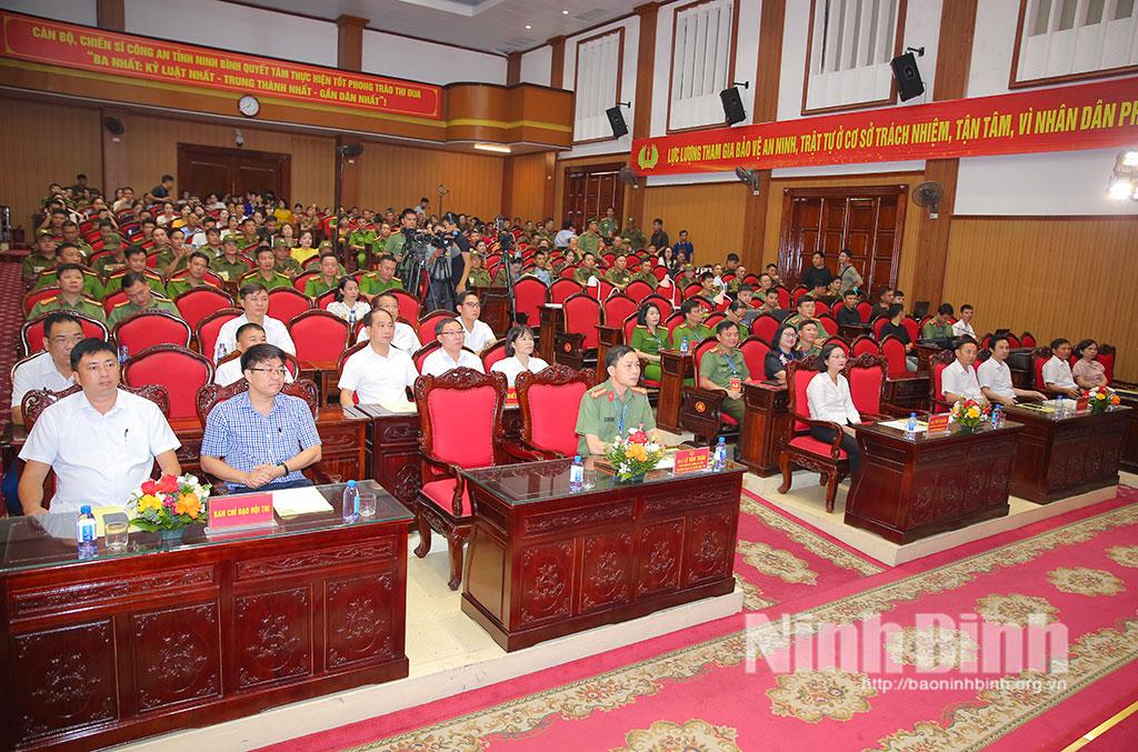 Các đại biểu dự hội thi.
