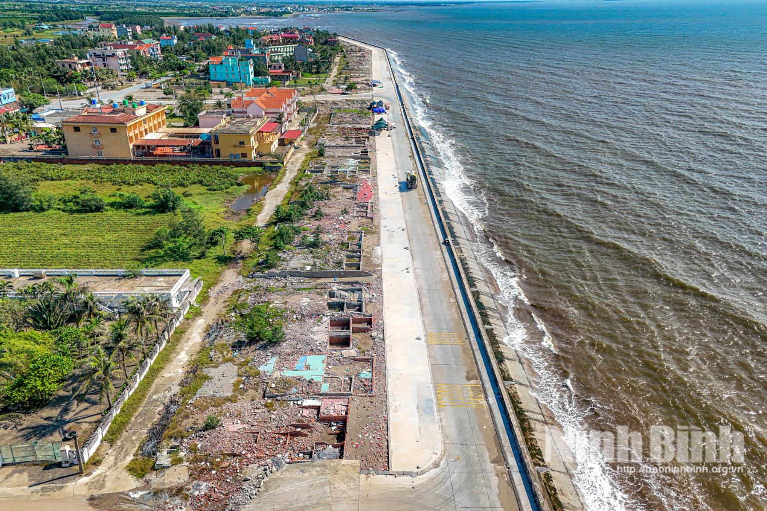 Khu du lịch biển Quất Lâm được đổi tên thành Khu du lịch Giao Ninh, thuộc xã Giao Ninh, tỉnh Ninh Bình.