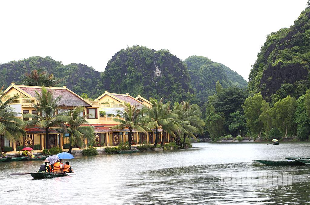 Khu bến thuyền Văn Lâm, Khu du lịch Tam Cốc Bích Động.