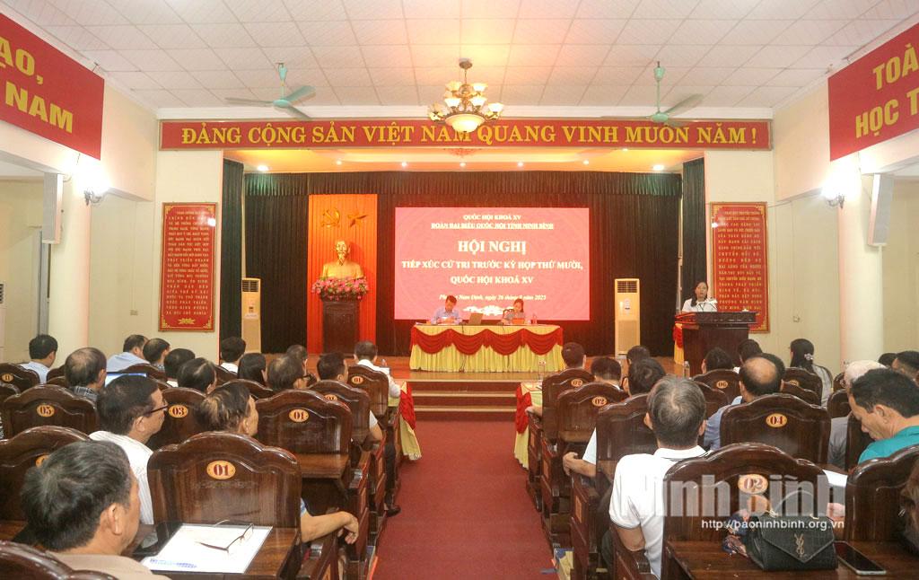 Quang cảnh hội nghị.