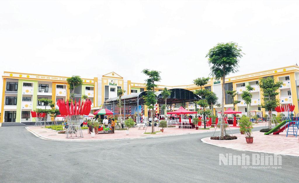 Trường Mầm non Ninh Nhất (phường Hoa Lư) được đầu tư xây dựng khang trang, hiện đại - Công trình chào mừng đại hội đảng bộ các cấp, nhiệm kỳ 2025-2030. Ảnh: Minh Quang