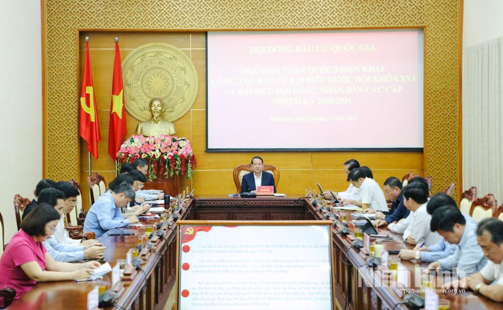 Quang cảnh hội nghị tại điểm cầu Ninh Bình.