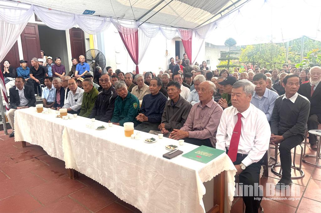 Các đại biểu dự lễ kỷ niệm.