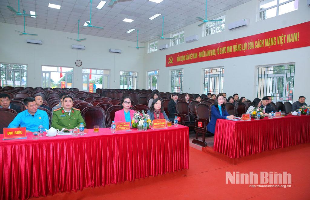 Các đại biểu dự hội nghị.