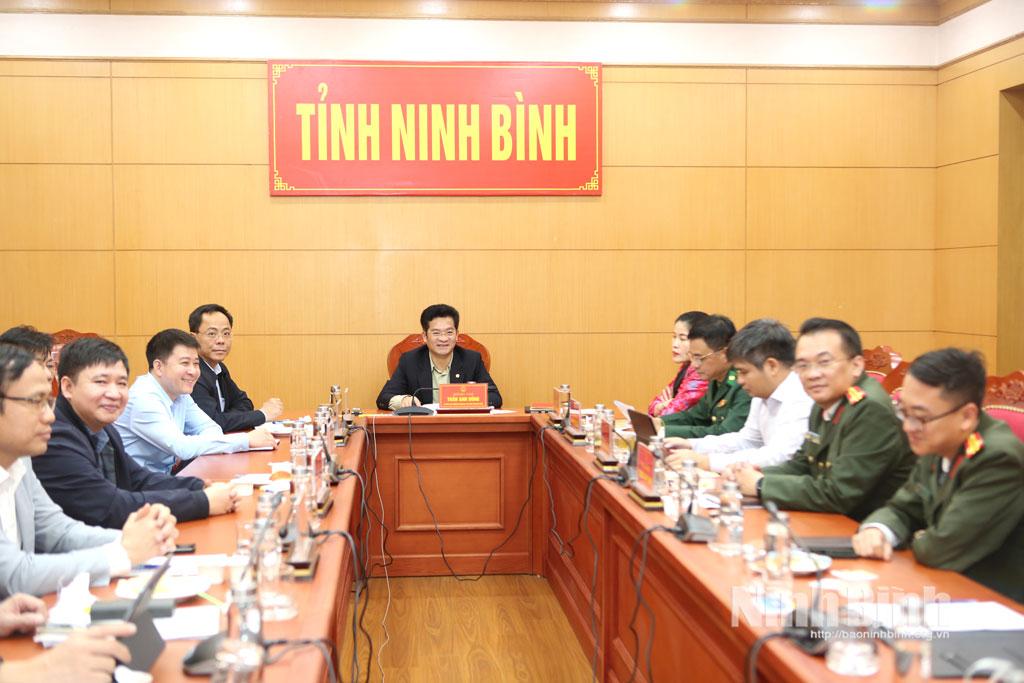 Các đại biểu dự hội nghị tại điểm cầu tỉnh Ninh Bình.
