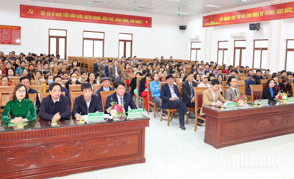 Các đại biểu dự hội nghị.