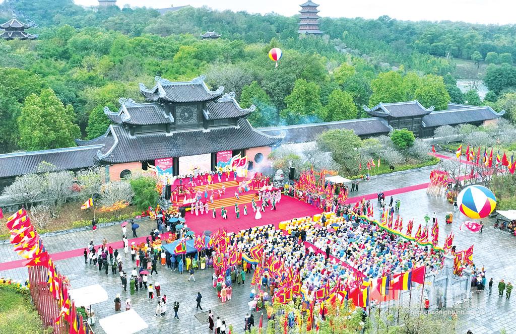 Hội Xuân chùa Bái Đính. Ảnh: Ngọc Linh