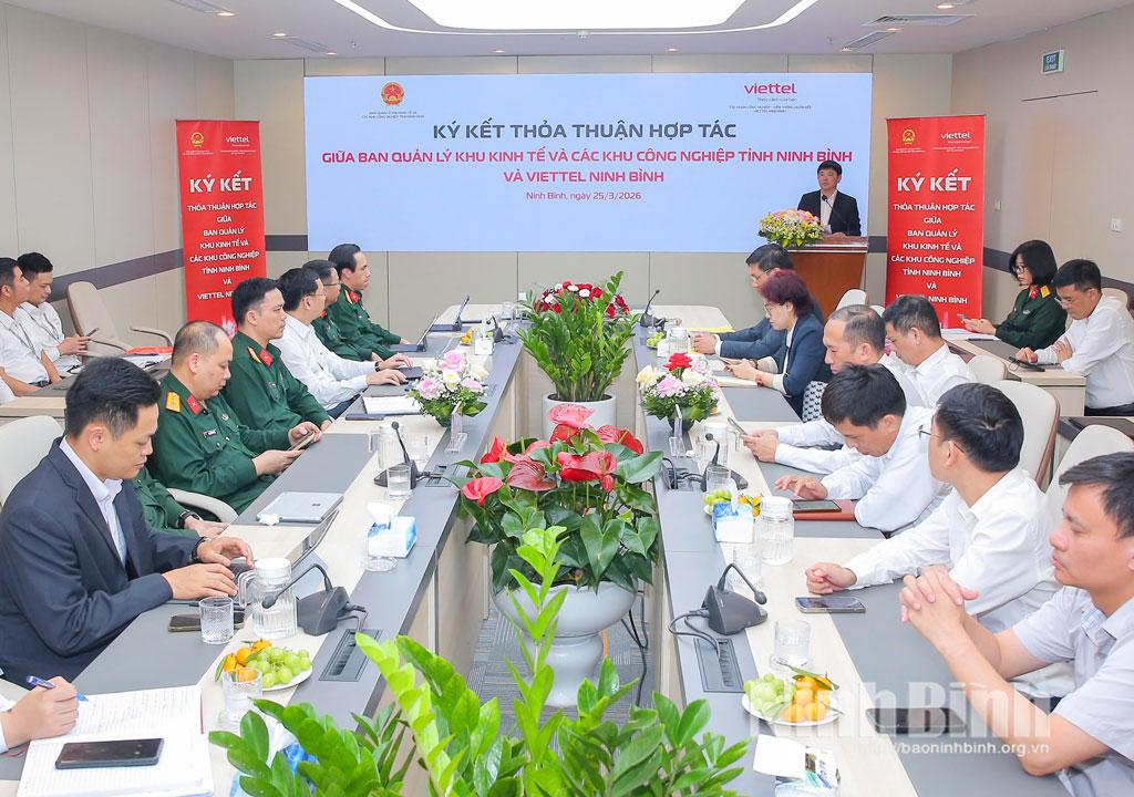 Quang cảnh buổi lễ.