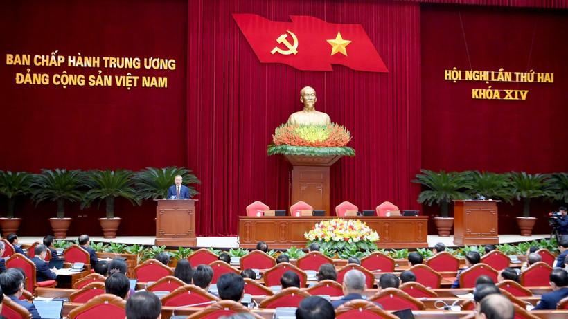 Phiên bế mạc Hội nghị lần thứ hai, Ban Chấp hành Trung ương Đảng Cộng sản Việt Nam khóa XIV. Ảnh: ĐĂNG KHOA