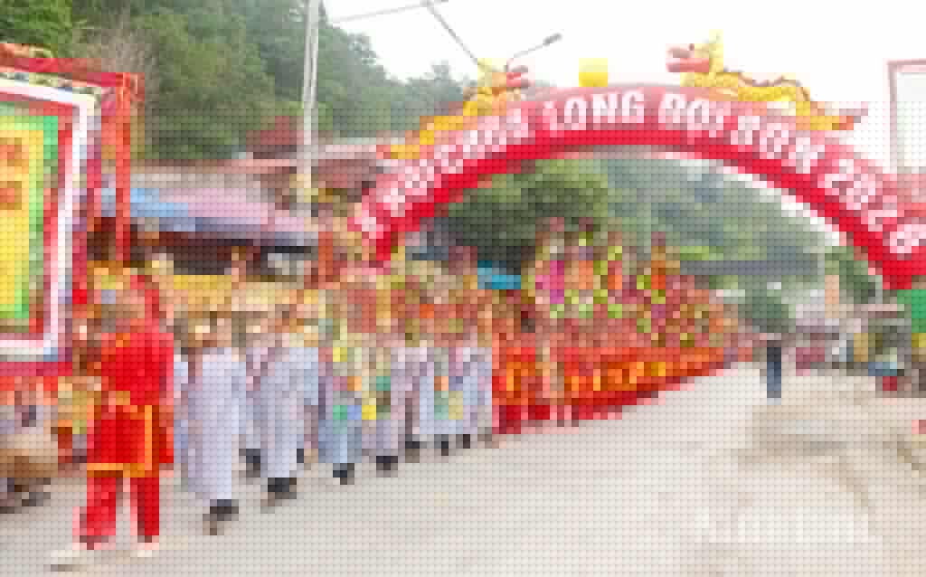 Đoàn rước nước tại Lễ hội chùa Long Đọi Sơn năm 2026.