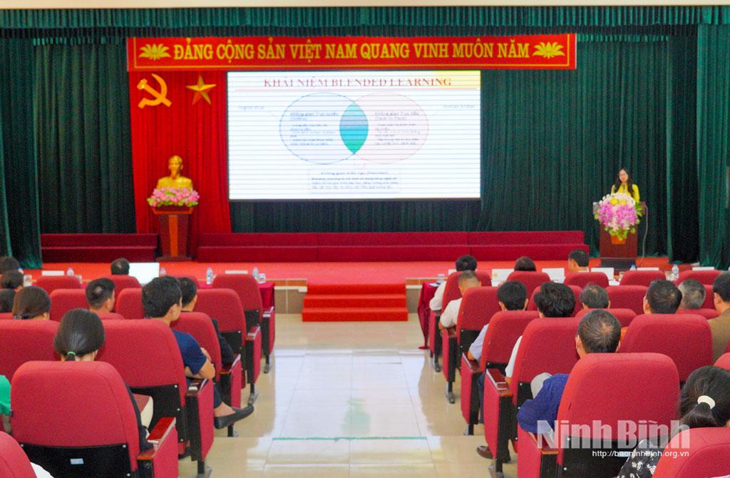 Quang cảnh Hội thảo.