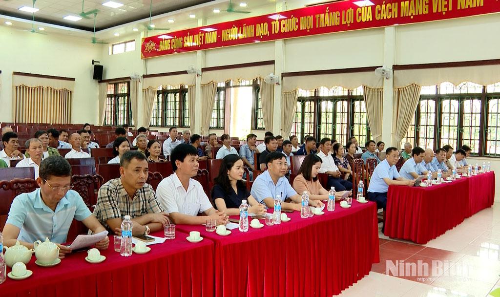 Các đại biểu dự hội nghị.