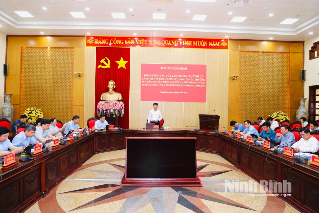 Quang cảnh hội nghị.