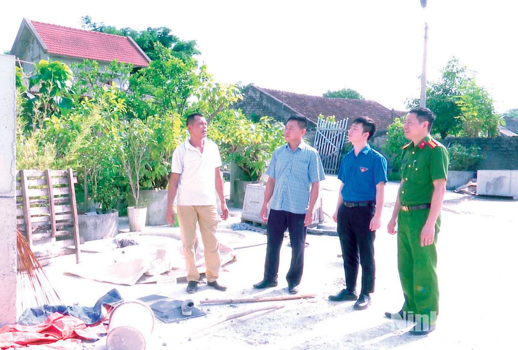 Lực lượng Công an phối hợp với các ban, ngành, đoàn thể động viên, giúp đỡ người chấp hành xong án phạt tù trở về địa phương, tái hòa nhập cộng đồng trên địa bàn tỉnh Ninh Bình.
