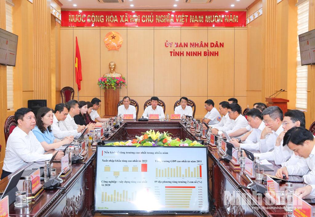 Quang cảnh hội nghị tại điểm cầu tỉnh Ninh Bình.