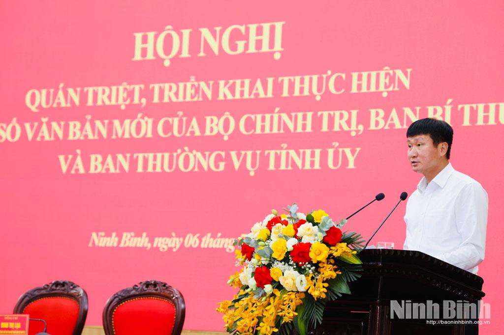 Đồng chí Trần Huy Tuấn, Ủy viên Trung ương Đảng, Bí thư Tỉnh ủy phát biểu kết luận Hội nghị Ban Chấp hành Đảng bộ tỉnh lần thứ 6.