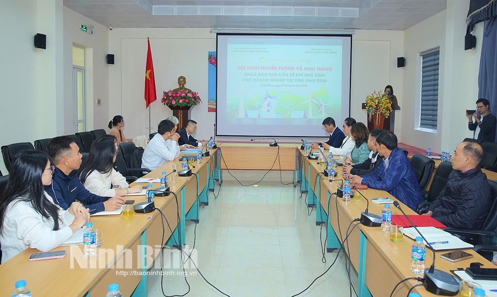 Quang cảnh hội nghị.