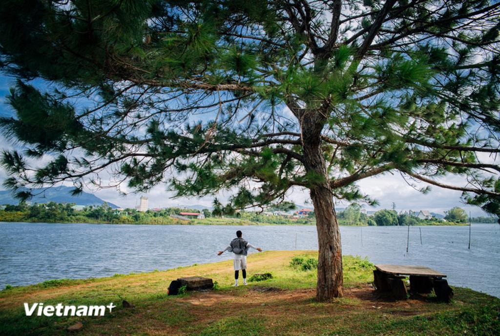 Biển hồ Pleiku, Gia Lai. (Ảnh: Vương Công Nam/Vietnam+)
