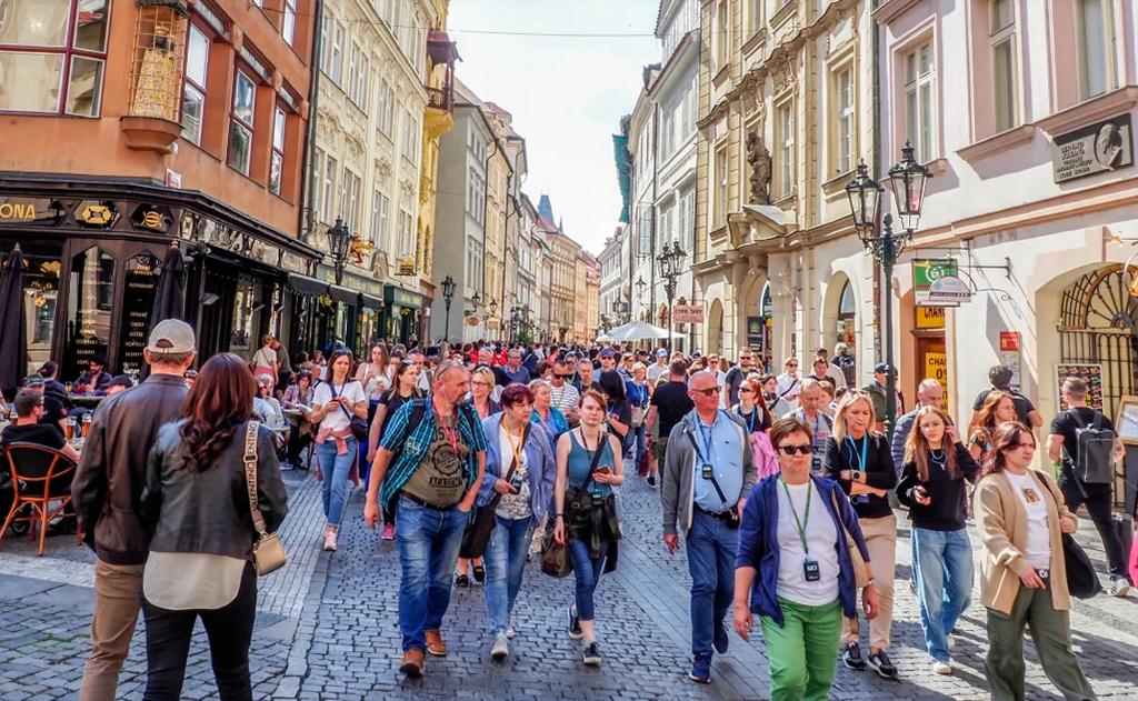 Cộng đồng Ukraine Ukraine chiếm hơn một nửa số người nước ngoài đang cư trú hợp pháp tại Séc.