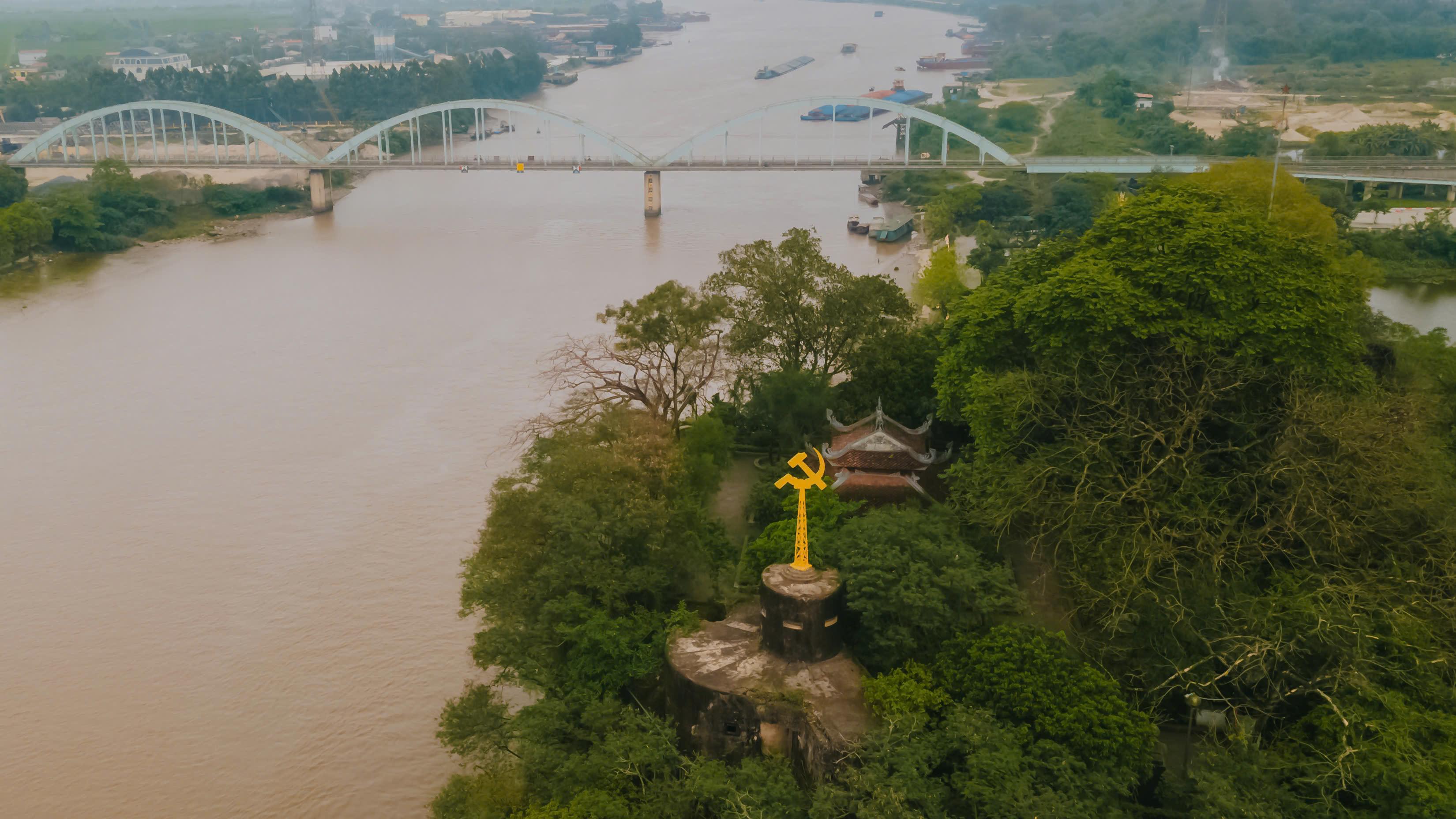 Núi Non Nước - nơi lưu giữ giá trị Di sản tư liệu quý của nhân loại. Ảnh: Ngọc Linh