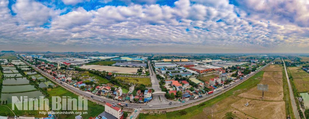 Toàn cảnh Khu công nghiệp Bảo Minh nhìn từ trên cao. Ảnh Ngọc Linh