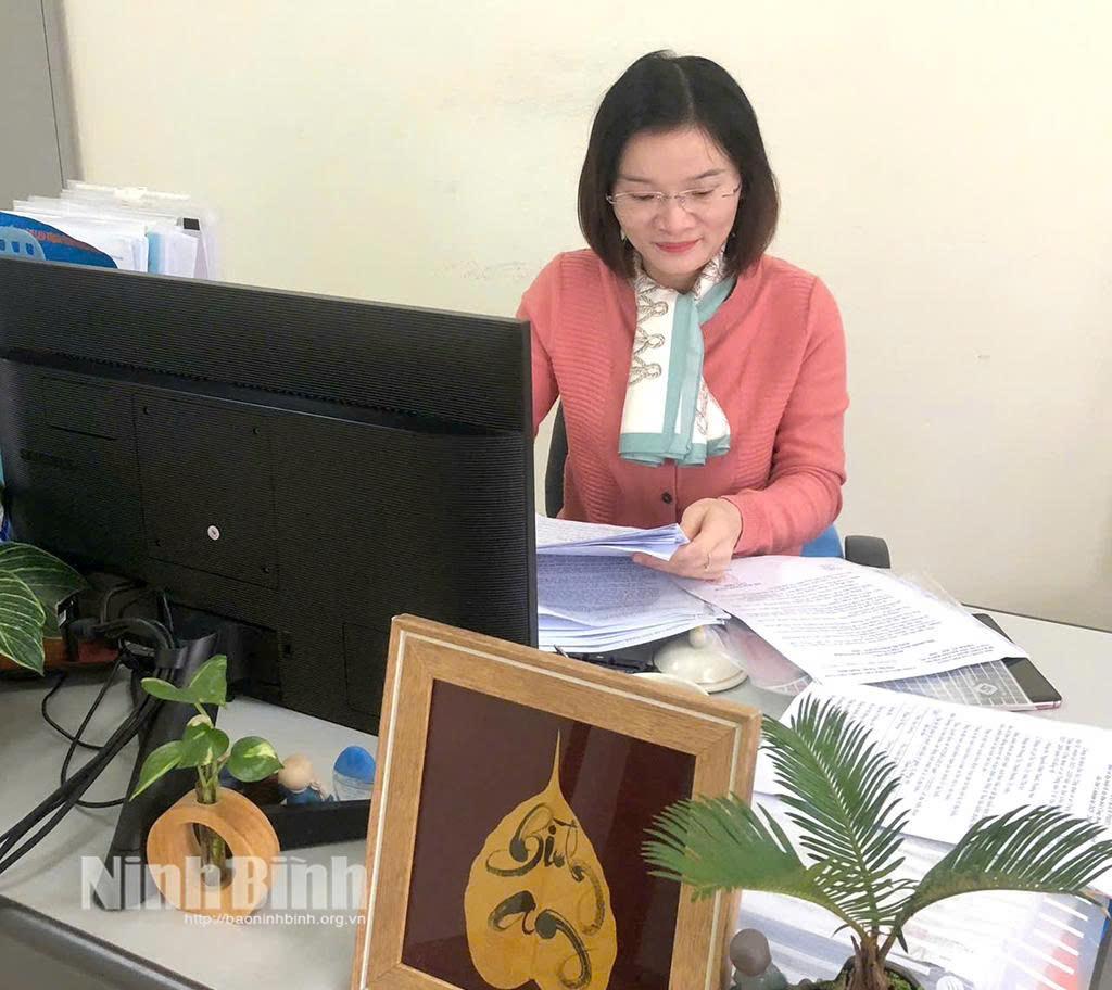 Đồng chí Hoàng Thị Thu Trang, Phó Chủ tịch Công đoàn xã Yên Khánh, tỉnh Ninh Bình.