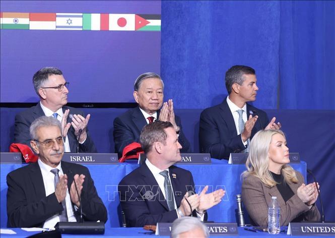 Tổng Bí thư Tô Lâm và các đại biểu dự Phiên khai mạc Hội đồng Hòa bình về Gaza.