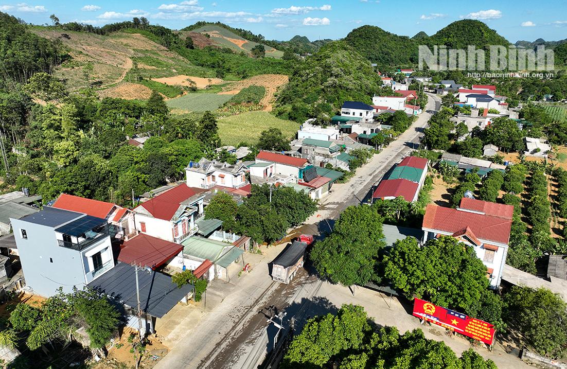 Hạ tầng giao thông, dân cư xã Phú Long hiện nay.