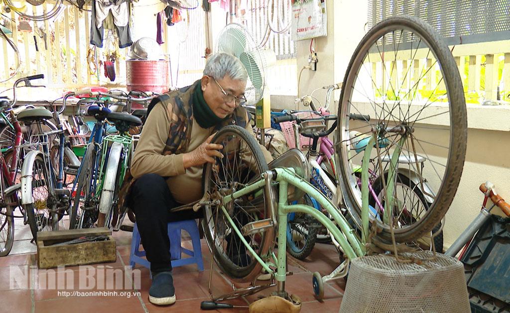 Những chiếc xe chở... khát vọng