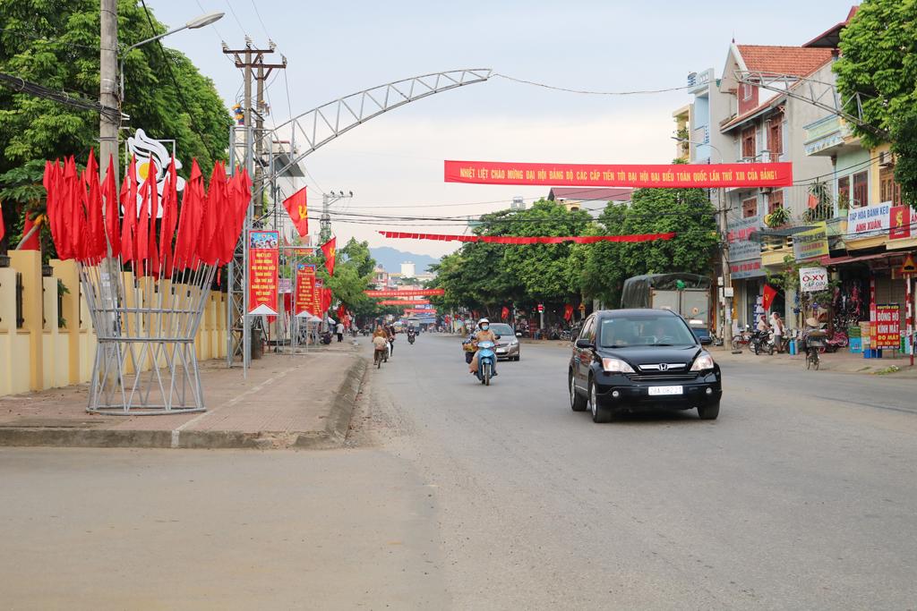 Tháng Tám trên quê hương Nho Quan