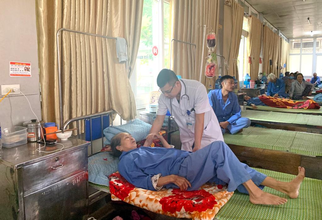 Hướng tới mục tiêu BHYT toàn dân