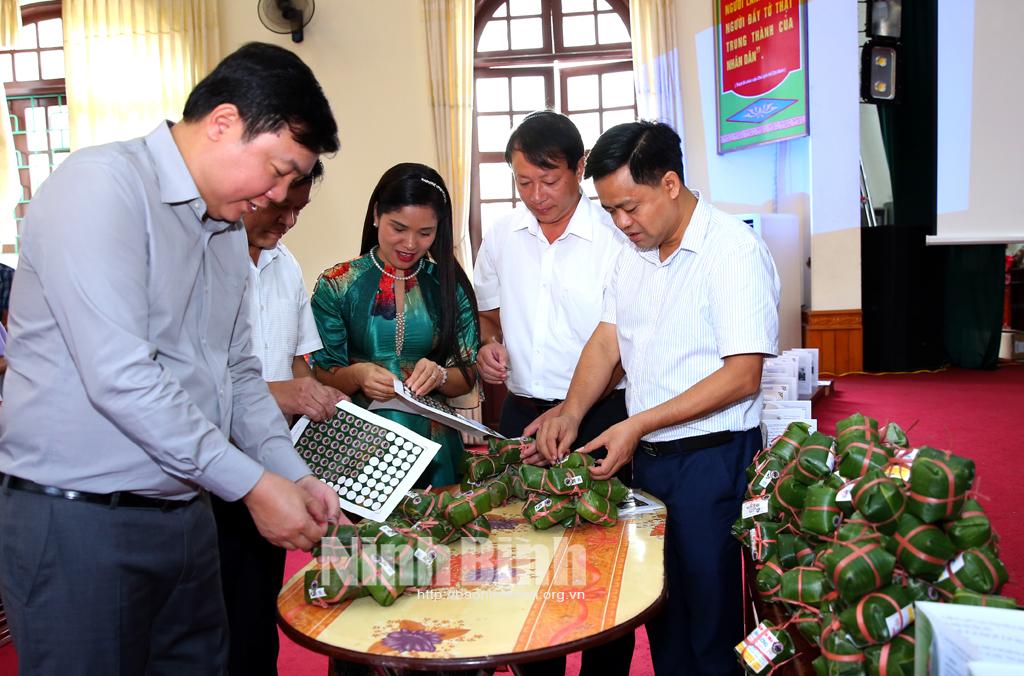 Nâng tầm sản phẩm nem chua Yên Mạc