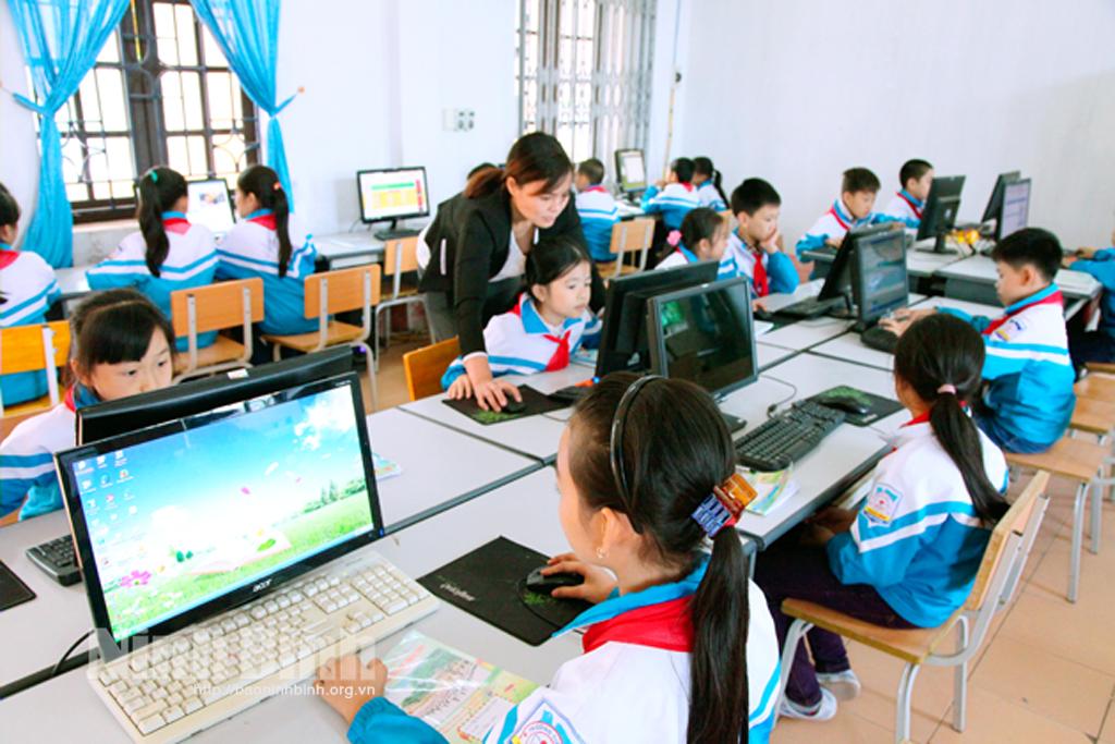 Khởi sắc Thạch Bình