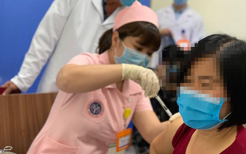 Thêm 15 người tiêm thử nghiệm vaccine Covivax