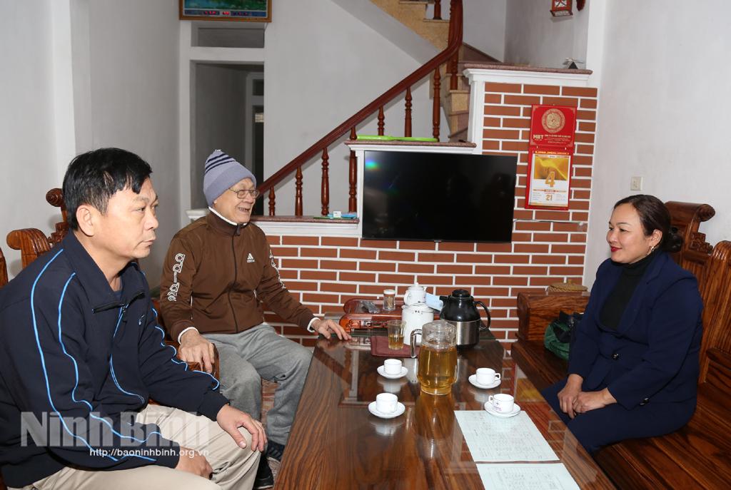 Nữ Tổ trưởng dân phố tiêu biểu