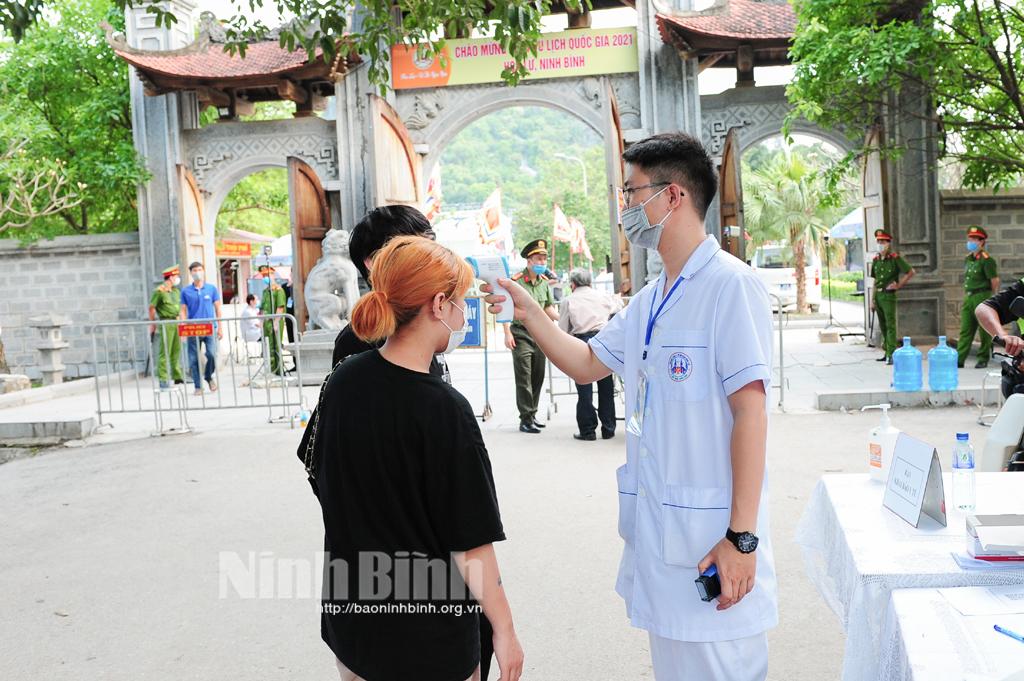 Nhộn nhịp trước giờ khai mạc Năm Du lịch Quốc gia- Lễ hội Hoa Lư 2021